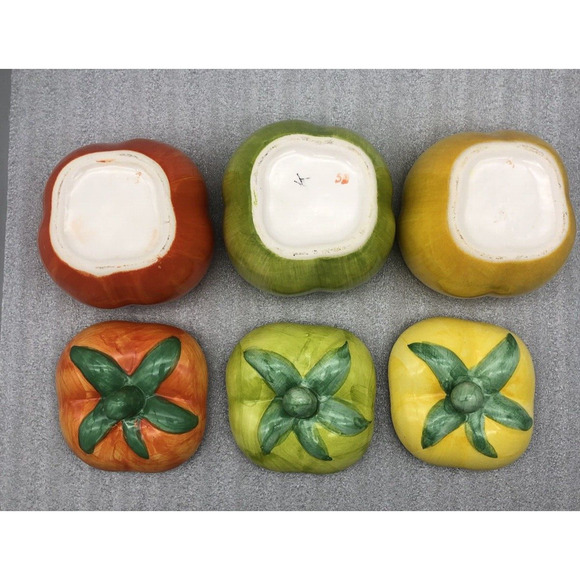 3 COLORFUL MINI CONDIMENT PEPPER SHAPED SERVING BOWLS w/LIDS (has chip) READ - Picture 10 of 10